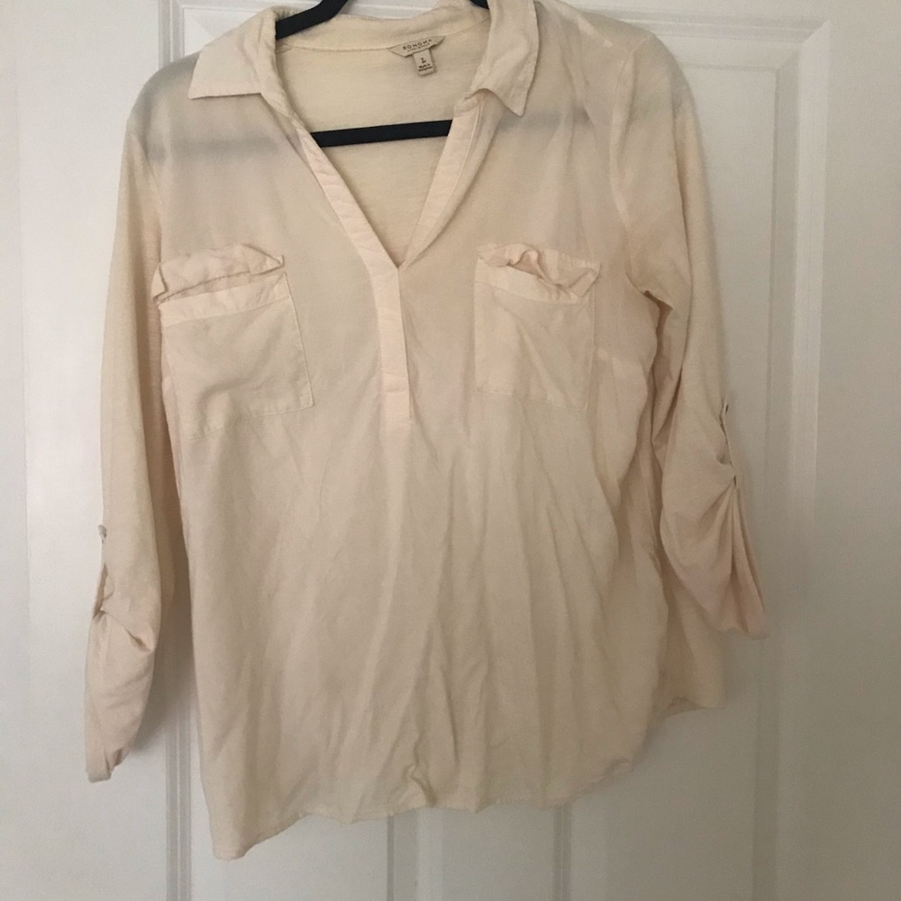 Button-up Blouse - Picture 2 of 3